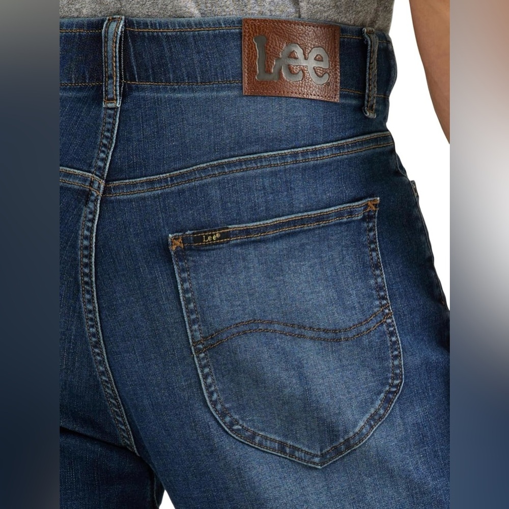 Lee Extreme Motion Men's Denim Shorts Straight Fit Stretch Size 42 X 10.5” Dusk - Picture 5 of 11